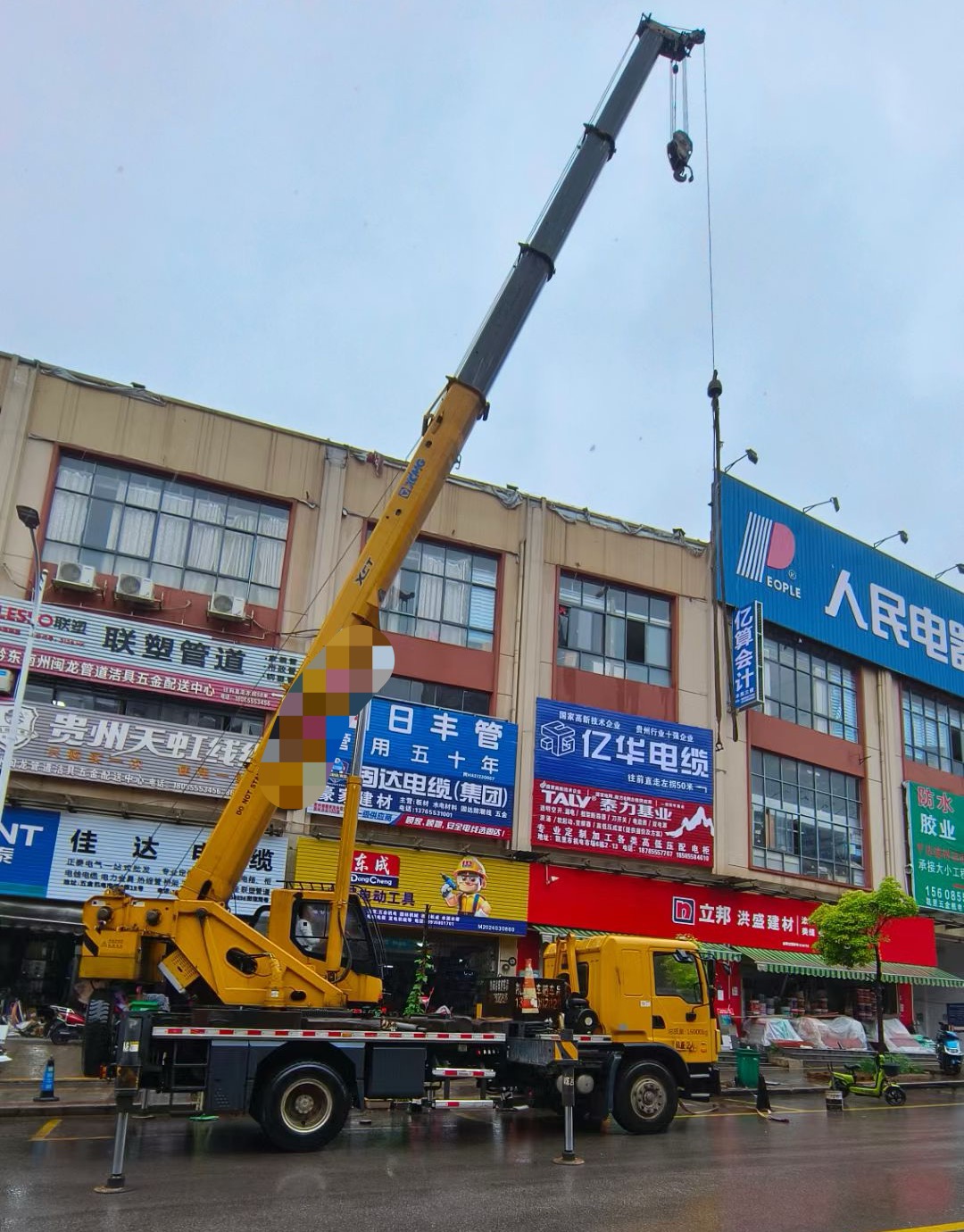 新都区吊车吊机租赁桥梁吊装