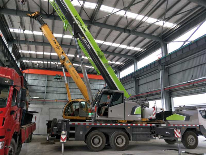 新都区高空车出租需要注意哪些安全事项？