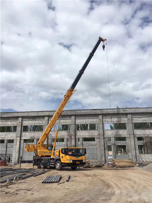新都区吊装作业前会做设备检查吗？安全保障措施有哪些？